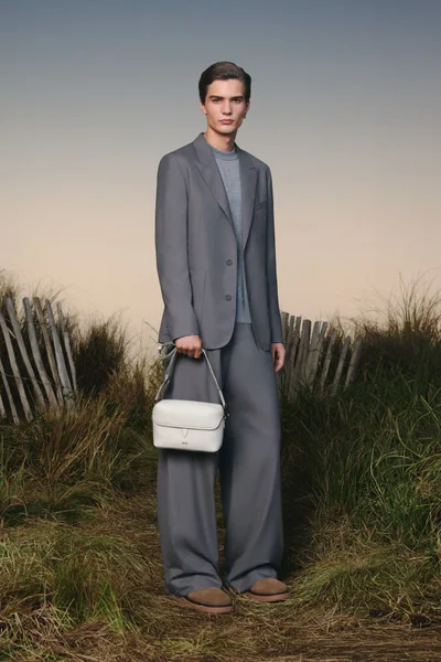 Look 24